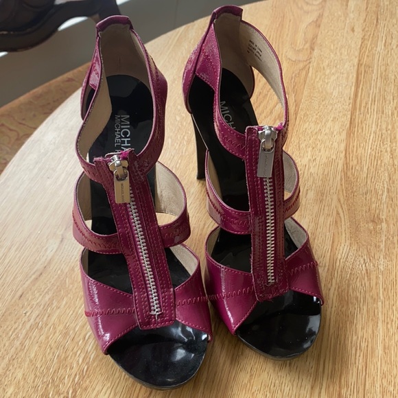Michael Kors Shoes - Michael Kors heels purple